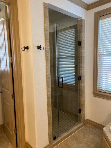 2nd Floor Master Bathroom