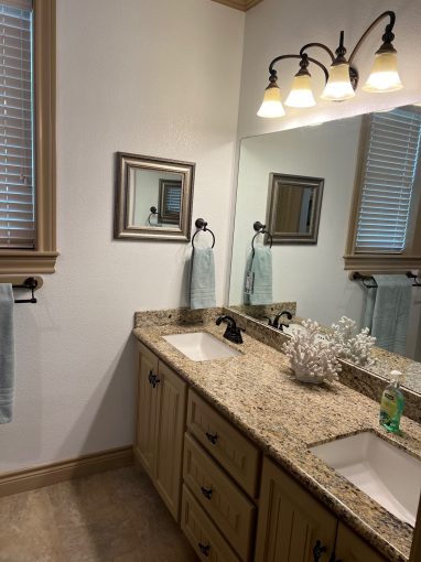 Main Floor Master Bathroom